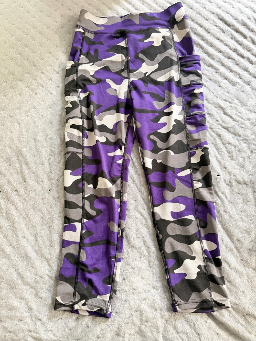 POP Fit Purple Camo High-Rise Leggings with Side Pockets